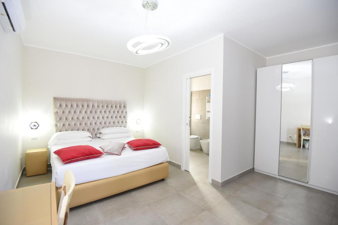 Agriturismo Borgo Imperiale วัลมนโตเน ภายนอก รูปภาพ