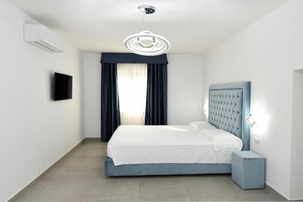 Agriturismo Borgo Imperiale วัลมนโตเน ภายนอก รูปภาพ
